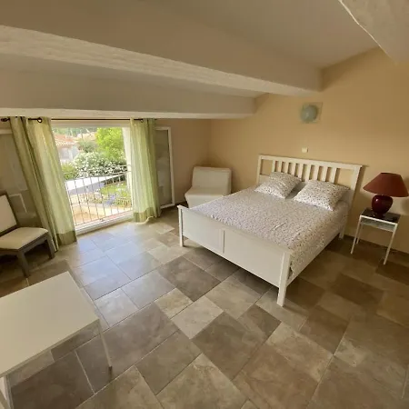 La Maison De Chantal * Hyères