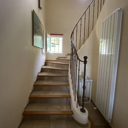 Habitación en casa particular La Maison De Chantal Hyères