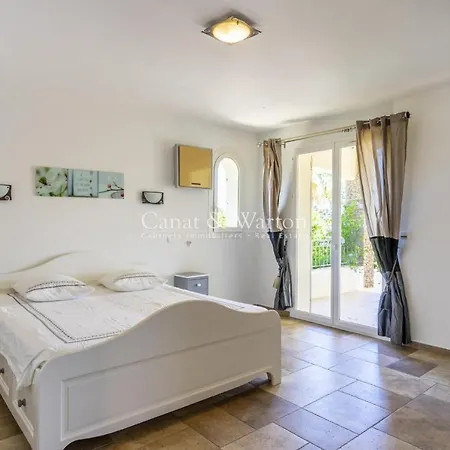 Habitación en casa particular La Maison De Chantal *