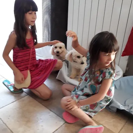 La Maison De Chantal ホームステイ *