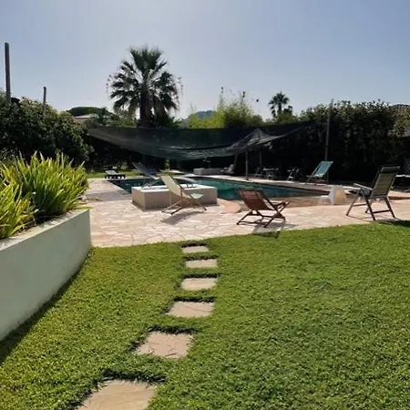 Homestay La Maison De Chantal Hyeres